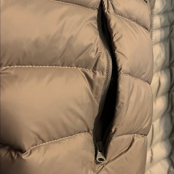 Land’s End Quilted Hooded Jacket - Taupe - Picture 2 of 6